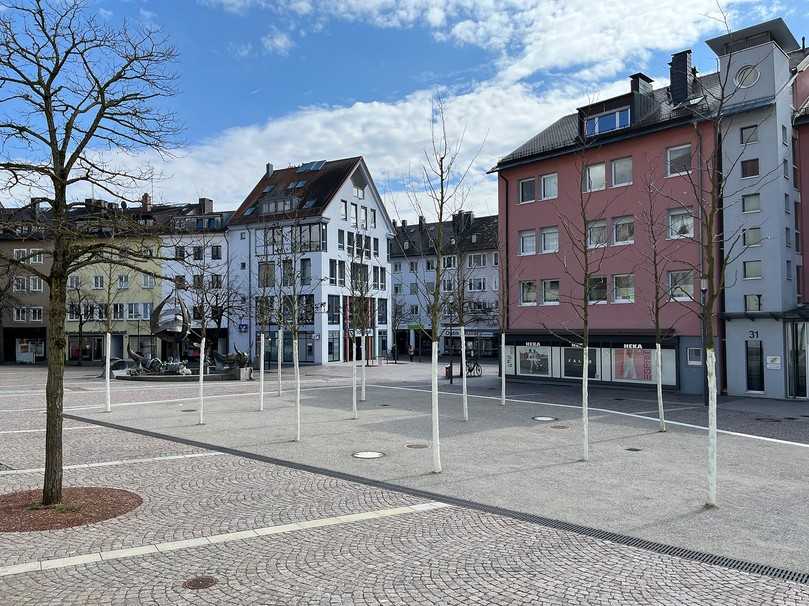 Für den Adenauerplatz in Friedrichshafen sieht das Konzept vor, dass Niederschlagswasser gezielt zur Versorgung der Vegetation genutzt wird. | Foto: Hauraton