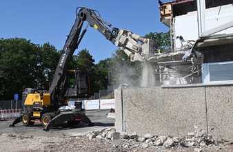Emissionsfreier Rückbau in Erlangen gestartet
