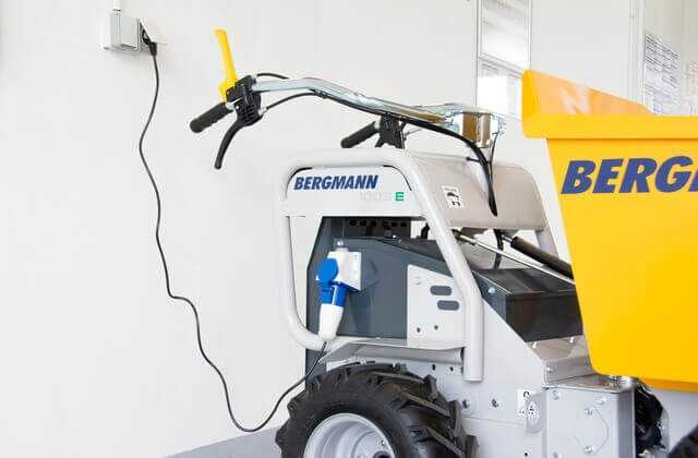 Ohne Abgase: Bergmann stellt ersten Elektro-Minidumper vor