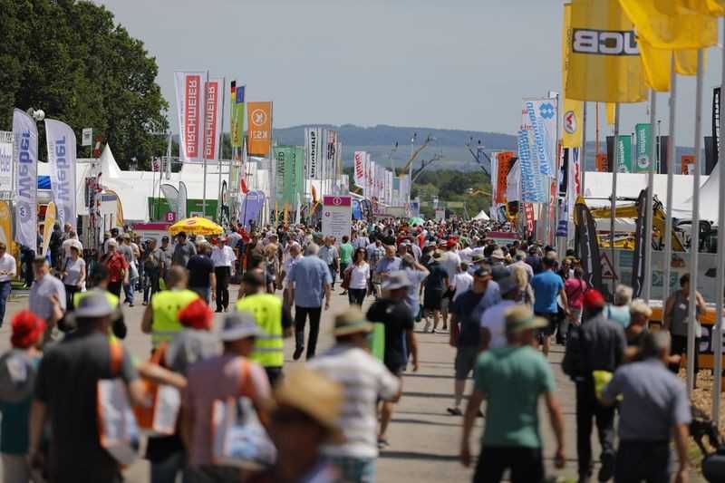 Vor zwei Jahre strömten bei herrlichem Sonnenschein unzählige Besucher zur demopark. | Foto: B_I MEDIEN