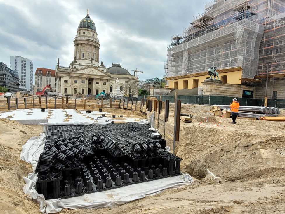 Berliner Gendarmenmarkt wird klimagerecht saniert