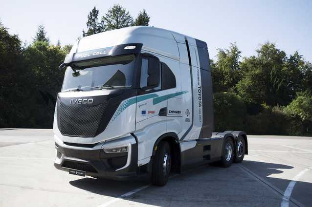 Pakt für die Langstrecke: Iveco nutzt Toyota-Brennstoffzelle im S-eWay Pakt für die Langstrecke: Iveco nutzt Toyota-Brennstoffzelle im S-eWay