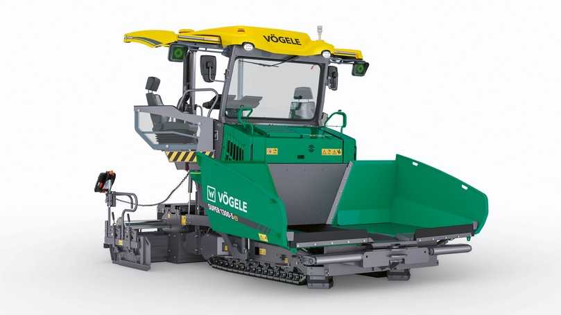 Weltpremiere auf der Bauma: Vögele präsentiert den ersten batterie-elektrischen Kompaktfertiger der Strich-5-Generation: den SUPER 1300-5e. | Foto: WIRTGEN GROUP