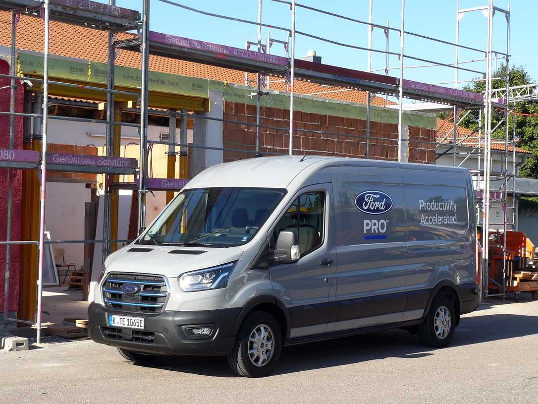 Elektro-Transporter Ford E-Transit im Test