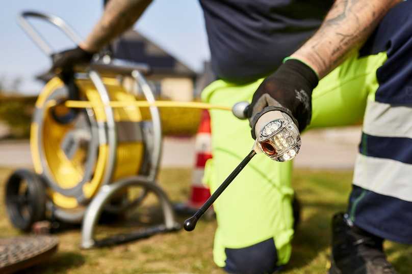 Wie sinnvoll ist eine Dichtheitsprüfungspflicht? Sehr, sagen Verbände. Ausführende Unternehmen stünden bereit. | Foto: Oliver Maier