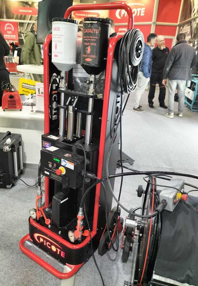 Den Prototyp des Xpress Coating System stellte Picote auf der Ro-Ka-Tech 2023 in Deutschland erstmals live vor. Das System steht ab Mitte Sommer zur Auslieferung bereit. | Foto: B_I/Valdix
