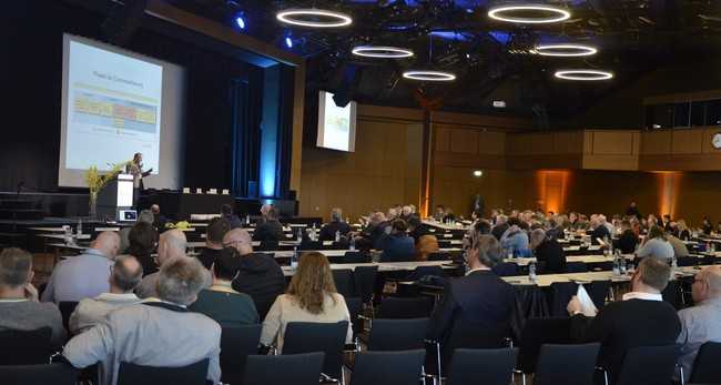 Weit über 500 Teilnehmer folgten der Einladung von Firma JT-elektronik. 27 interessante Vorträge hatte das diesjährige Lindauer Seminar zu bieten. | Foto: B_I/Valdix