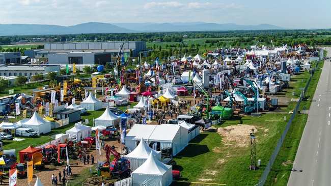 Auf dem 90.000 Quadratmeter großen Freigelände sind neueste Maschinen und Anlagen in der Messe Karlsruhe zu sehen. | Foto: Messe Karlsruhe / Jürgen Rösner