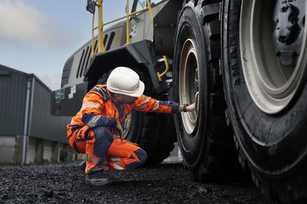 Dumper fahren will gelernt sein