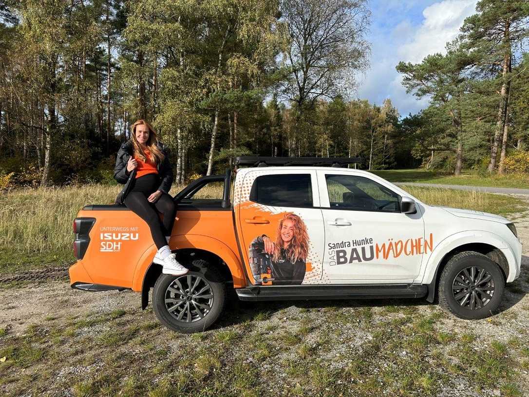 Pick-up Isuzu D-Max V-Cross: Sandra Hunke fährt das perfekte Handwerkerauto