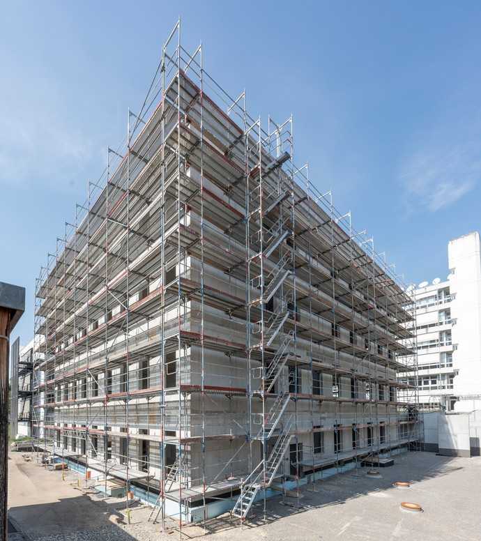 Der Rohbau des Labor- und Institutsgebäudes wurde Ende Mai 2023 fertiggestellt. | Foto: Heidelberg Materials AG/Christian Buck