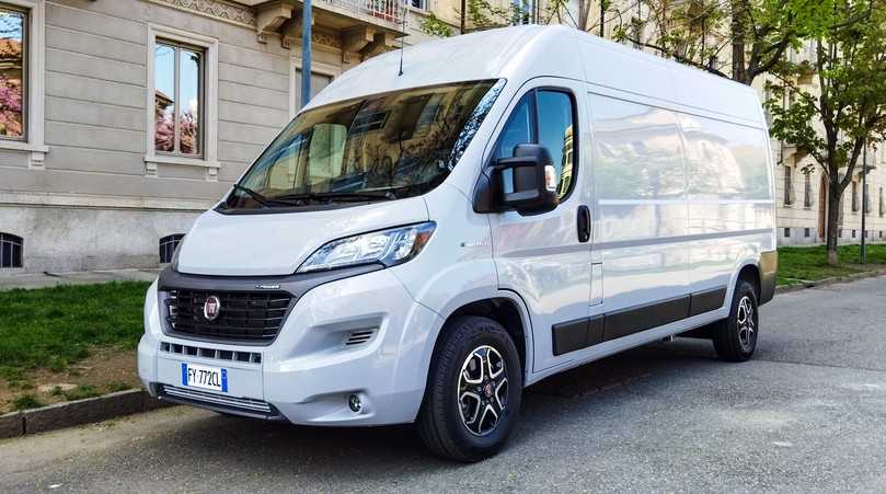 Je nach Radstand und Dachhöhe besitzt der Fiat E-Ducato zehn bis 17 m³ Ladekapazität und 2 t Nutzlast. | Foto: Fiat