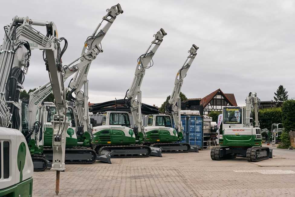 17 neue Takeuchi-Bagger für GaLaBau-Betrieb