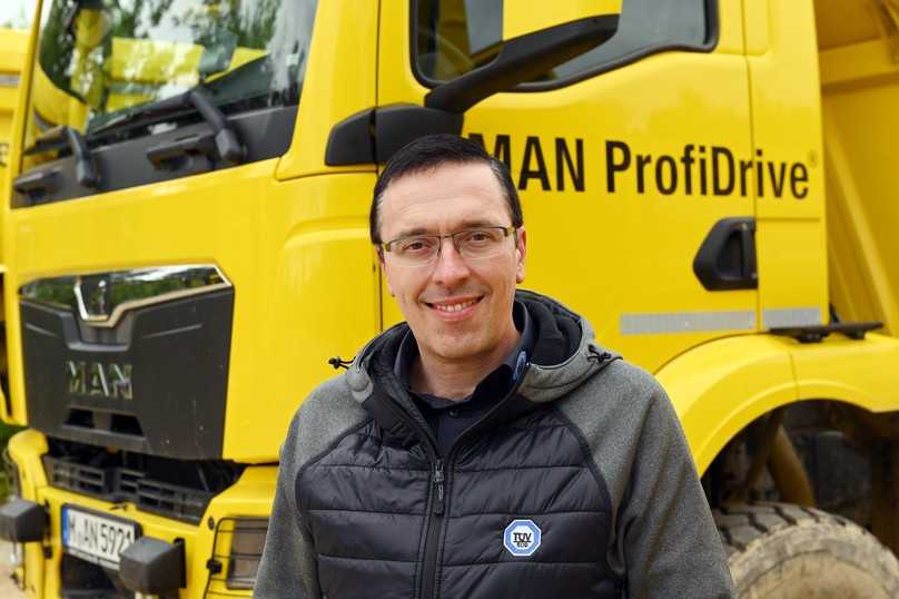 THW-Bereichsausbilder Jürgen Adelfinger würde jederzeit wieder so ein Offroad-Training bei MAN ProfiDrive absolvieren. | Foto: QUATEX