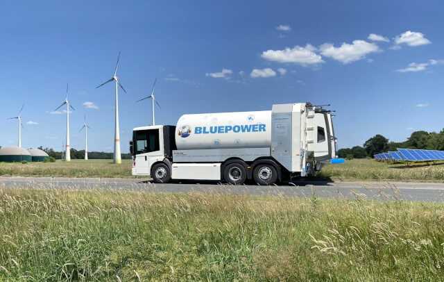 Ab 2021 werden bei Faun Müllfahrzeuge und Kehrmaschinen mit dem Wasserstoffantrieb Bluepower in Serie produziert.