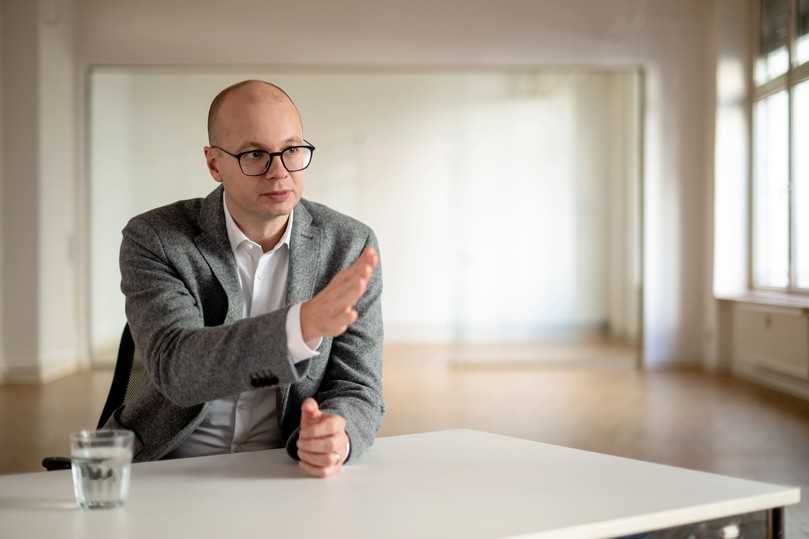 „Die Bundesregierung muss kurzfristig alle im Koalitionsvertrag vereinbarten wohnungspolitischen Maßnahmen anstoßen, so dass sie bis Jahresende umgesetzt werden können." bbs-Hauptgeschäftsführer Matthias Frederichs | Foto: bbs „Die Bundesregierung muss kurzfristig alle im Koalitionsvertrag vereinbarten wohnungspolitischen Maßnahmen anstoßen, so dass sie bis Jahresende umgesetzt werden können." bbs-Hauptgeschäftsführer Matthias Frederichs | Foto: bbs
