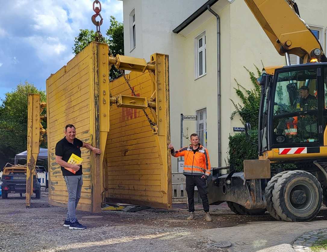 Verbau mit Verbaugreifer schafft enormen Zeitgewinn