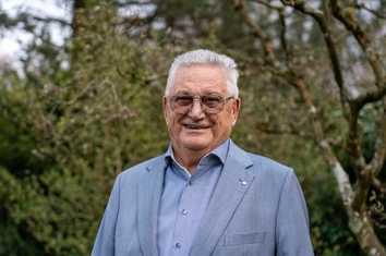 GaLaBau-Ehrenpräsident Jörg Seidenspinner feiert 90. Geburtstag
