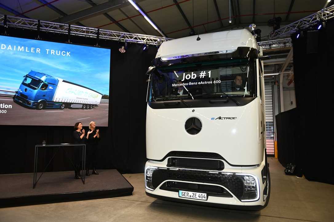 E-Lkw: Batterieelektrischer Mercedes eActros 600 geht in Serie