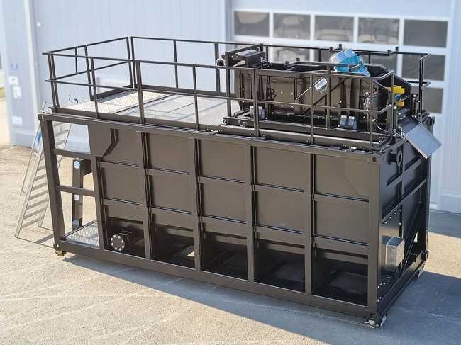 Neu in der L-Team X-Tools-Produktreihe: Misch- und Puffercontainer, ein Suspensionstank zur Aufnahme und Zwischenlagerung von feststoffhaltigen Suspensionen | Foto: L-Team Baumaschinen