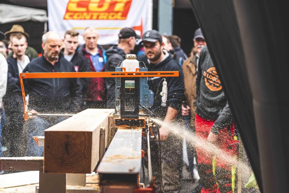 Technik hautnah erleben – das läuft wie geschmiert auf der Forst live. | Foto: Messe Offenburg-Ortenau