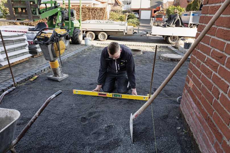 Die Elektronik-Wasserwaage TECH 196 DL ermöglicht die schnelle und effiziente Erledigung von häufig anfallenden Messarbeiten. | Foto: Stabila