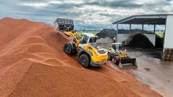 Liebherr: Radlader helfen bei Grüngut-Verwertung