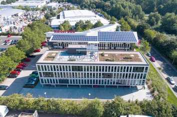 Parkplatz-Infrastruktur für Riedel Bau