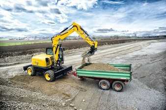 Yanmar Mobilbagger mit Steckdose am Unterwagen