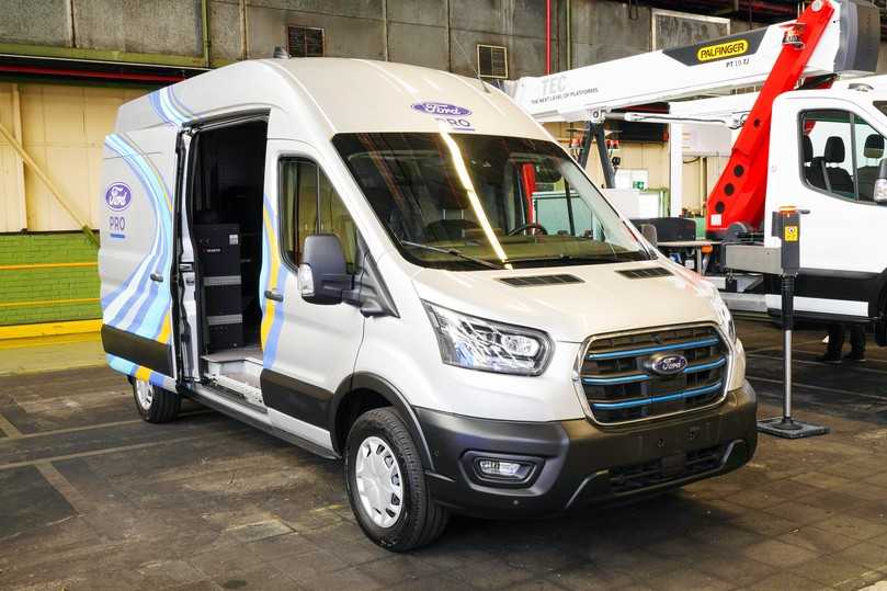 Mobile Service: Transit mit einem umfangreichen Werkstatt-Ausbau von Würth. | Foto: Randolf Unruh, Ford Mobile Service: Transit mit einem umfangreichen Werkstatt-Ausbau von Würth. | Foto: Randolf Unruh, Ford