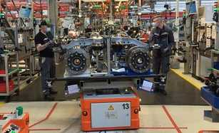 Lkw-Hersteller fahren Produktion wieder hoch