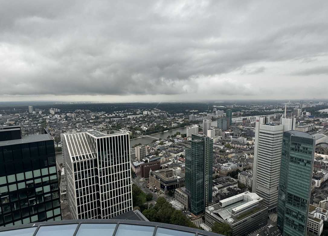 Pilotinstallationen in Frankfurt Sanierung von Fernwärmeleitungen mit CarboSeal