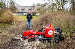 Stubbenfräse mit Fernsteuerung und Auto-Pilot