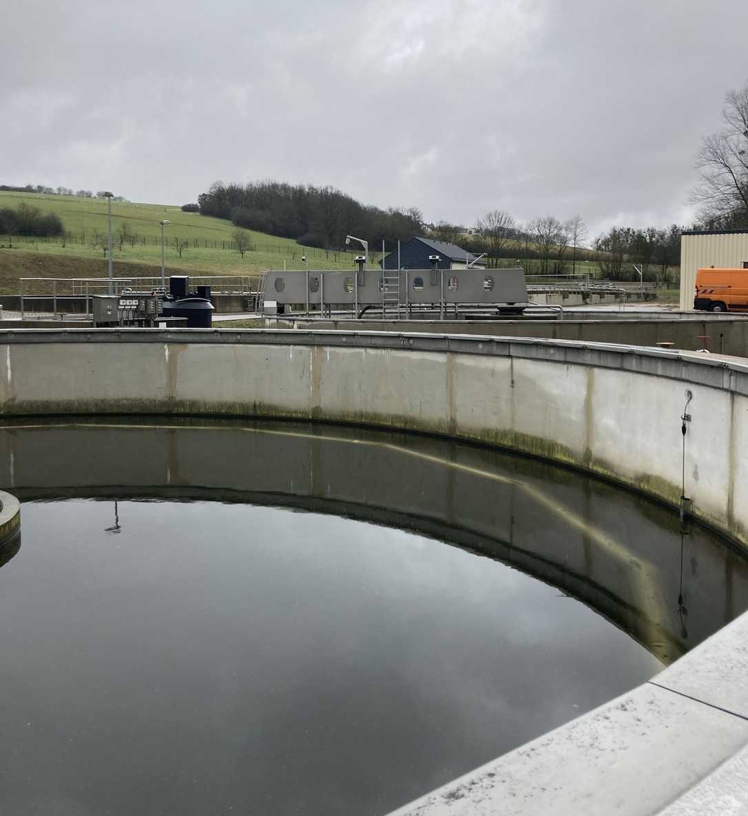 Umsicht beim Flocken auf Kläranlagen: Unfällen mit Fällmitteln wirksam vorbeugen