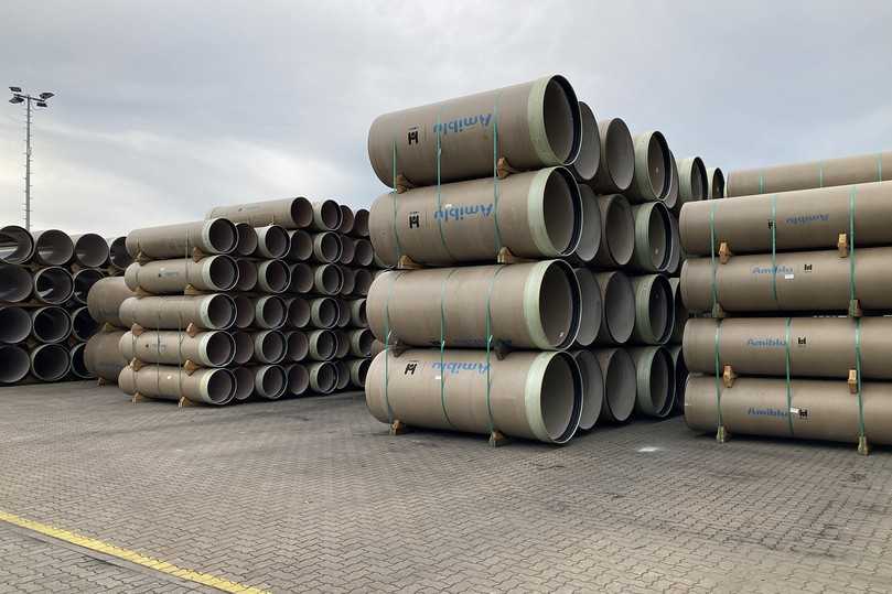 Im Schleuderverfahren produzierte Hobas GFK-Rohre | Foto: Amiblu Germany GmbH Im Schleuderverfahren produzierte Hobas GFK-Rohre | Foto: Amiblu Germany GmbH