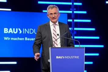 Peter Hübner bleibt Präsident der Bauindustrie