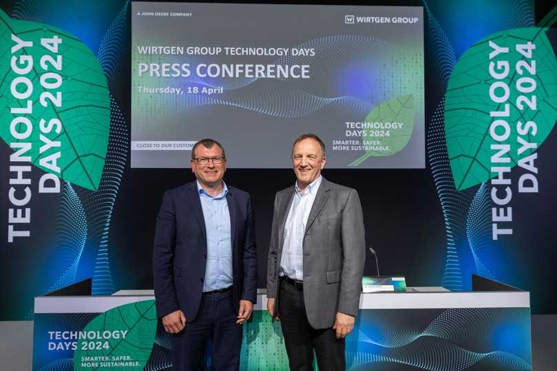 Alexander Knam (l.), Geschäftsführer  Kleemann, und Dr. Volker Knickel (r.), CEO Wirtgen Group, gaben Einblicke in die Ziele der Unternehmensgruppe. | Foto: WIRTGEN GROUP