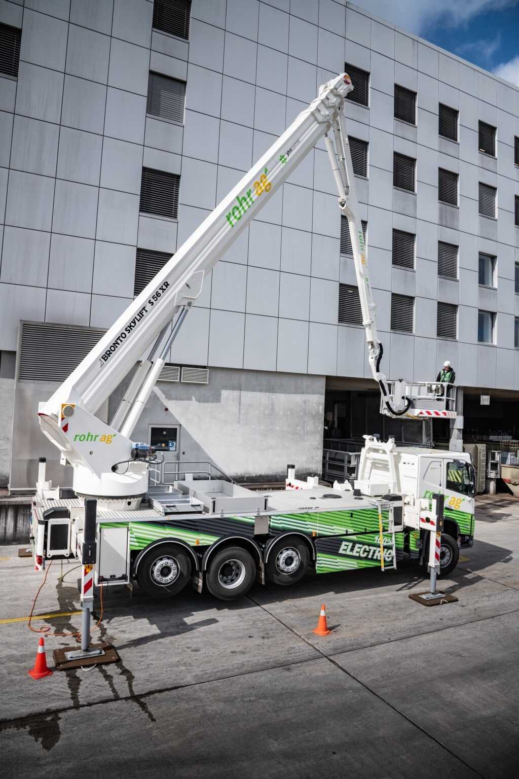 Vollelektrische Hubarbeitsbühne von Bronto Skylift Vollelektrische Hubarbeitsbühne von Bronto Skylift