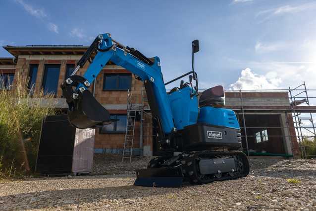 Nächster Discounter verkauft Minibagger im Onlineshop