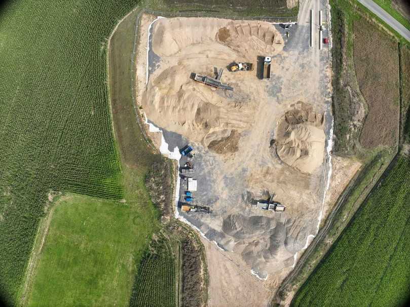 Nach Bodenklassen getrennte Haufwerke | Foto: Sitech