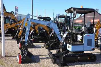 Sany zeigt Elektro-Minibagger SY19E auf der Messe