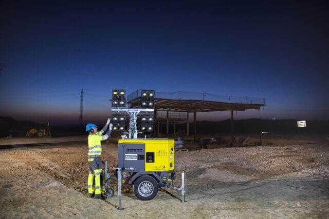 Atlas Copco mit Hi(gh)light auf der Steinexpo