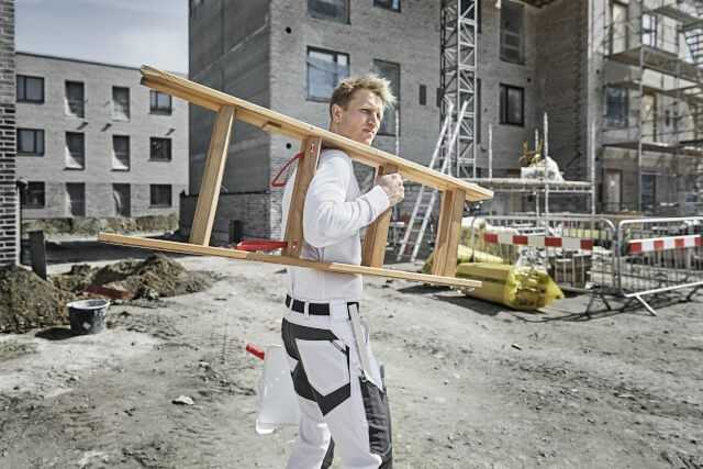 „X-Treme“ Jacken und Hosen sind in branchenspezifischen und in Trendfarben zu haben und geben zahllosen Gewerken eine neue Flexibilität bei der Außendarstellung ihrer Teams. | Fotos: F. Engel