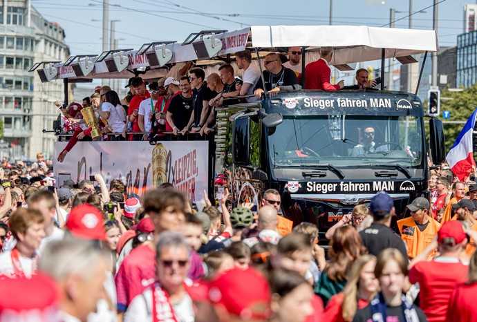 Der MAN Korso-Truck war zuvor schon sieben Mal im Einsatz, hier bei der Pokalfeier des RB Leipzig 2023. | Foto: MAN Truck & Bus