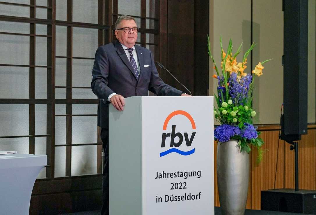 Neuer rbv-Präsident: Lang übergibt an Donath