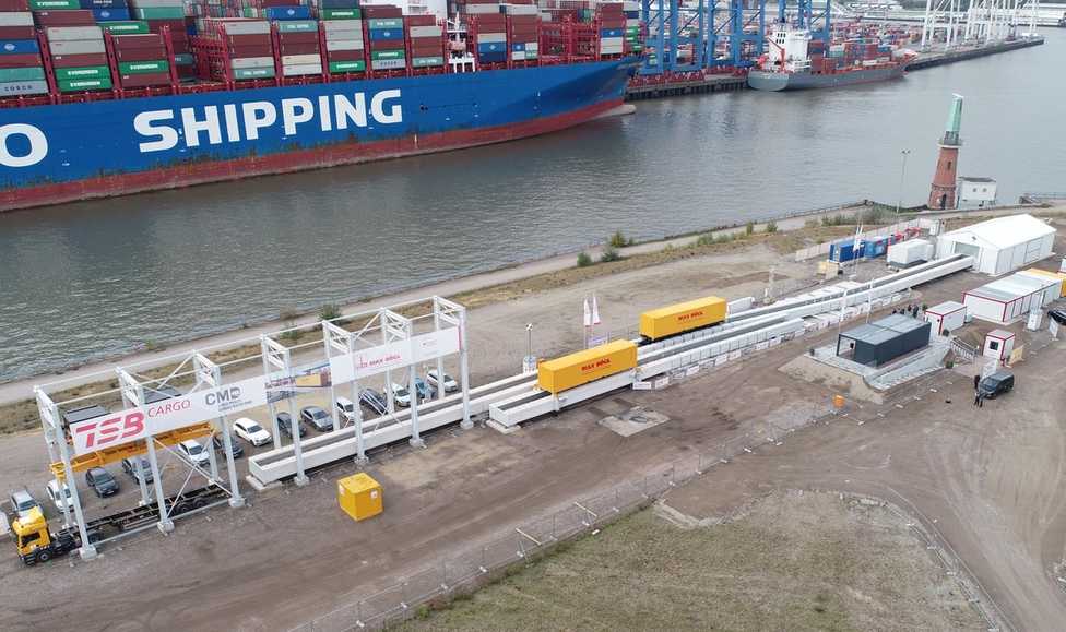 Logistik: Max Bögl stellt Schwebe-System für Containertransport vor