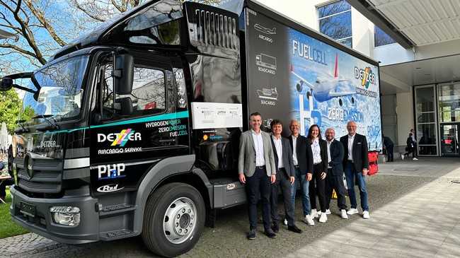 Auch Detzer Aircargo Service hat sich auf der „transport logistic“ für den emissionsfreien Transport mit Paul PH2P Trucks entschieden. | Foto: Paul Group