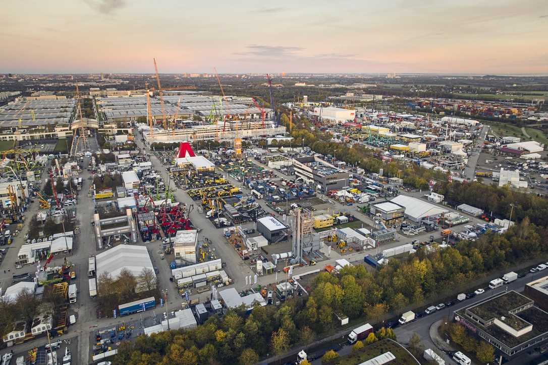 +++ Unitechnik visualisiert Fertigteil-Produktion +++ B_I MEDIEN Messe-Ticker bauma 2025